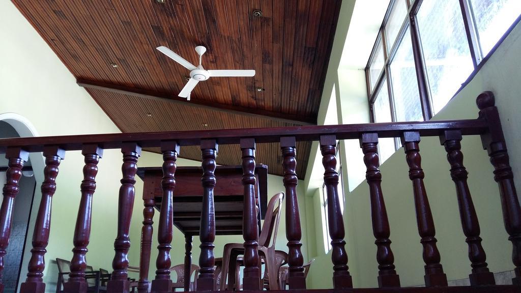 Ginza Rest Kandy Tennekumbura Zewnętrze zdjęcie