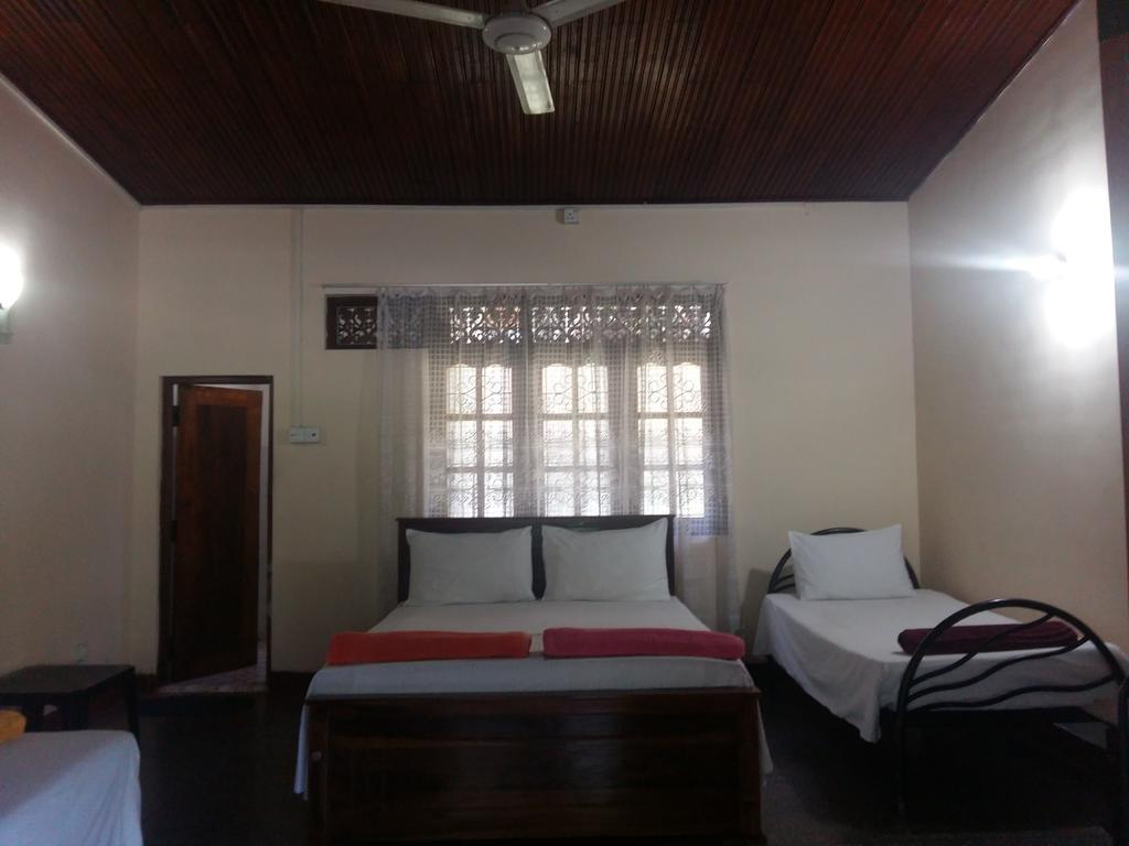 Ginza Rest Kandy Tennekumbura Zewnętrze zdjęcie